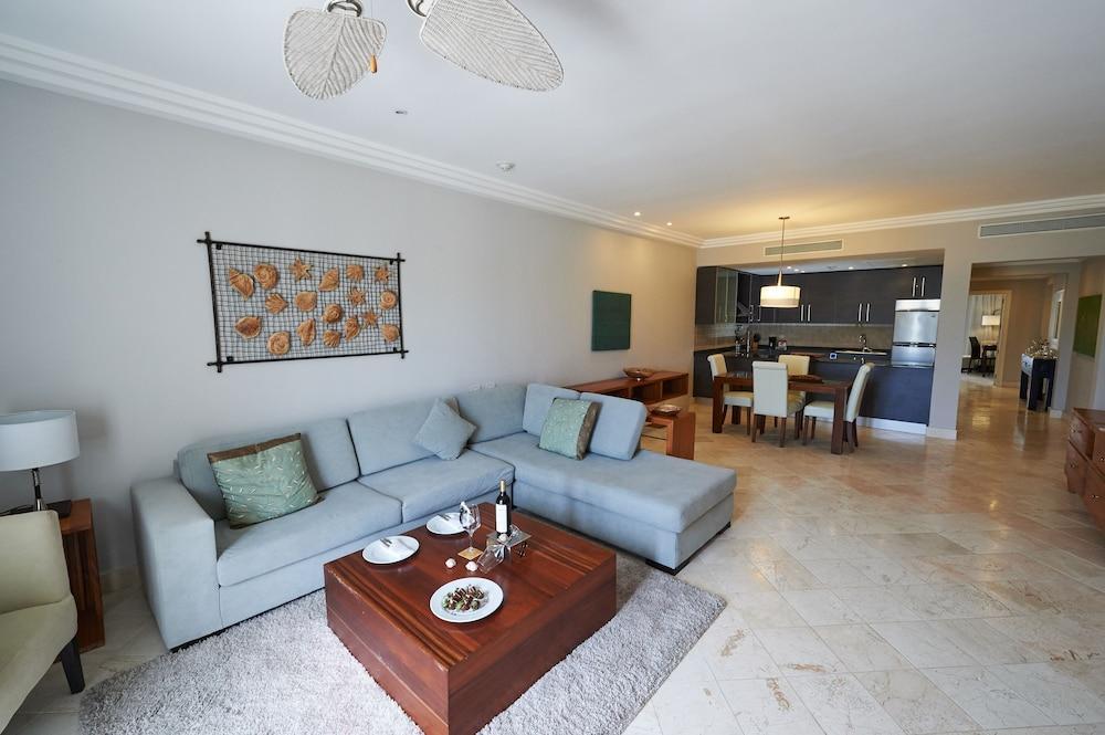 Ancora Cap Cana & Marina Suites Resort بونتا كانا المظهر الخارجي الصورة