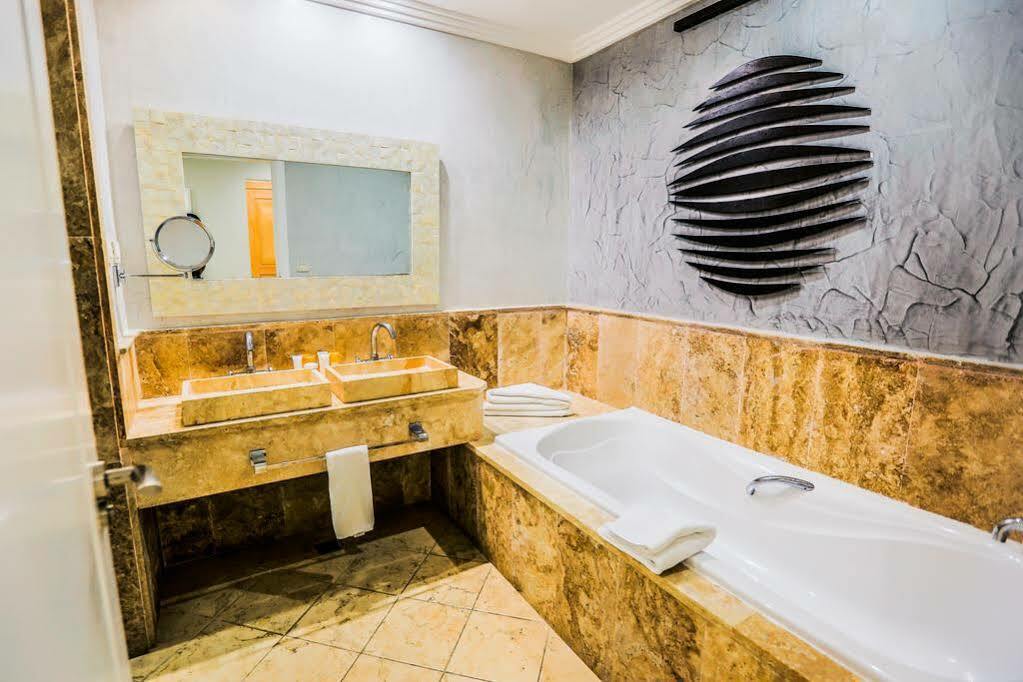 Ancora Cap Cana & Marina Suites Resort بونتا كانا المظهر الخارجي الصورة